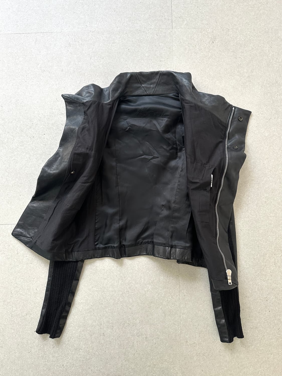 릭오웬스 2010FW 런웨이 스퀘어 하이넥 레더 자켓 상품이미지7