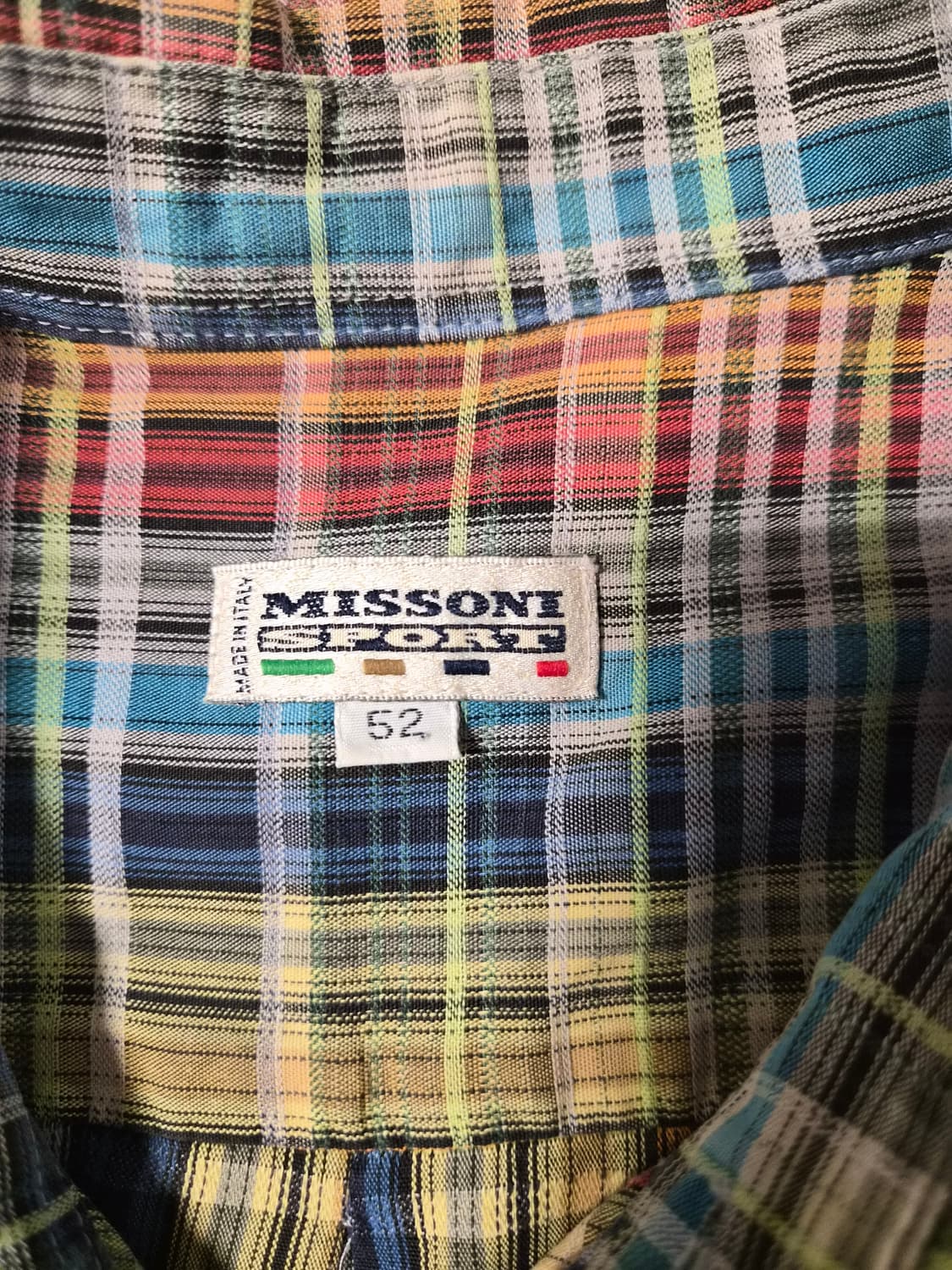 미쏘니스포츠 스몰로고 레인보우셔츠 사이즈52 상품이미지2