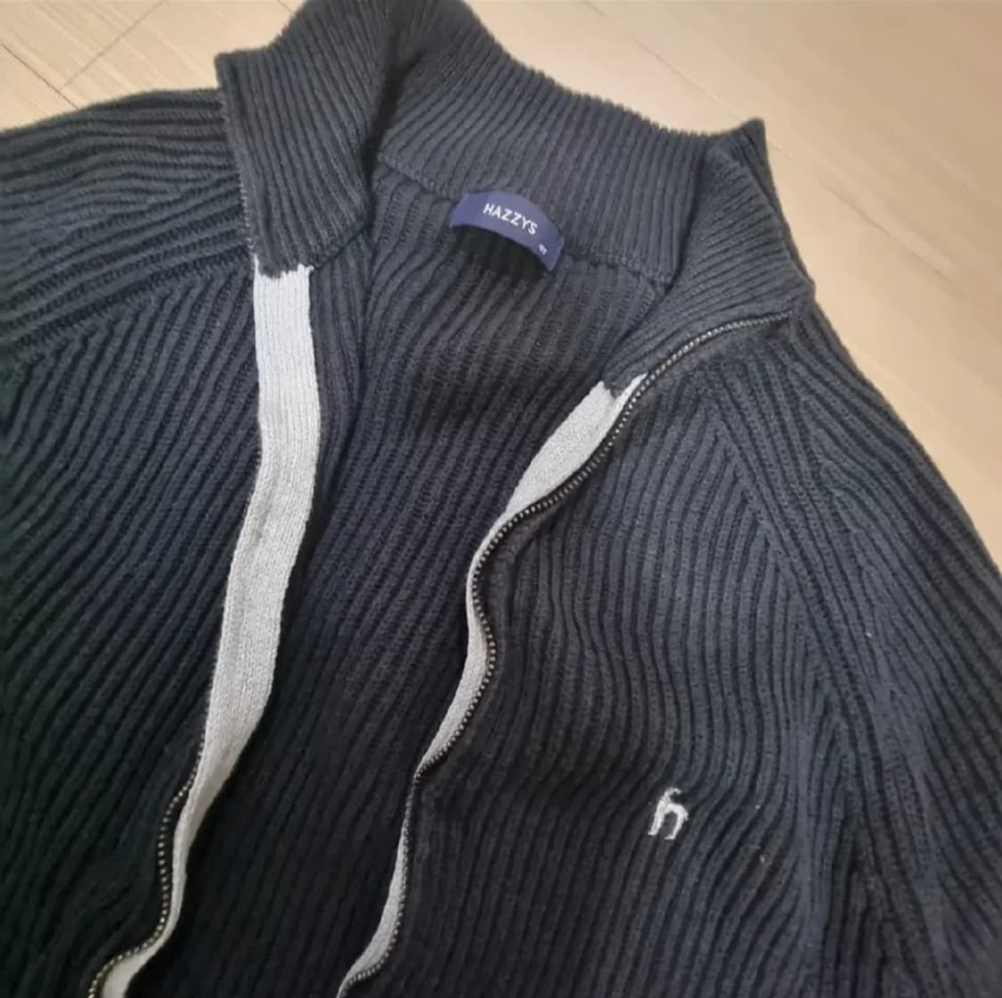 헤지스 집업 니트(100) 상품이미지5