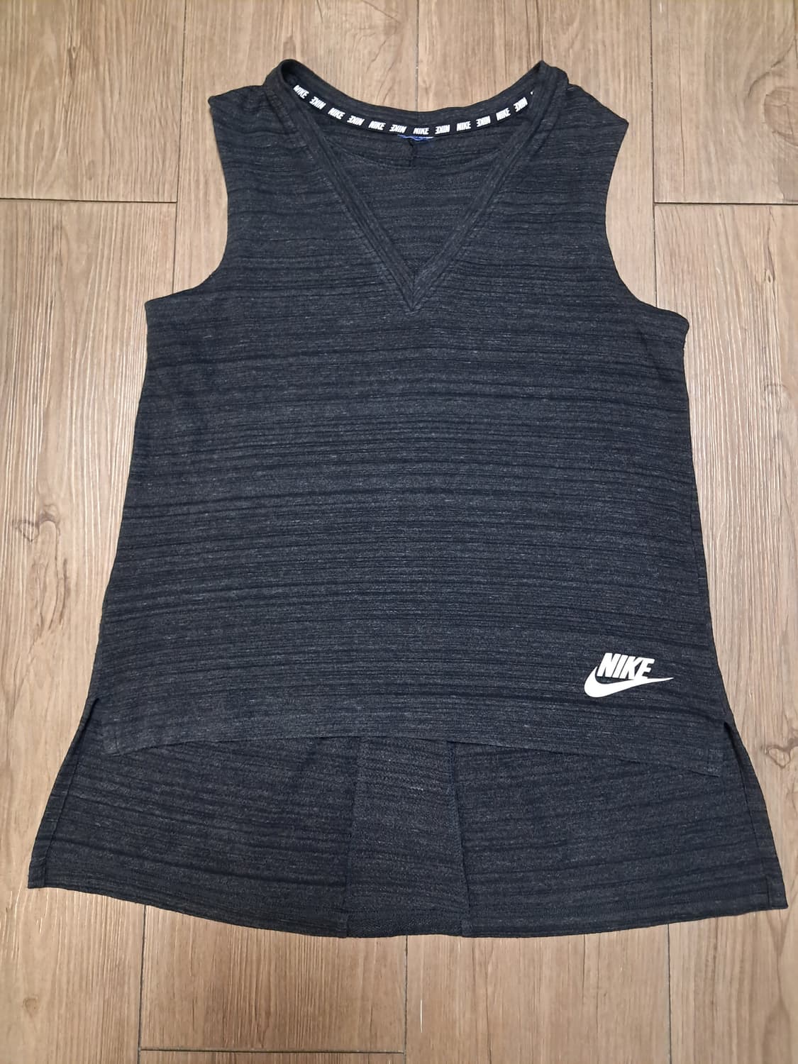 나이키 여성 민소매티 S 상품이미지1