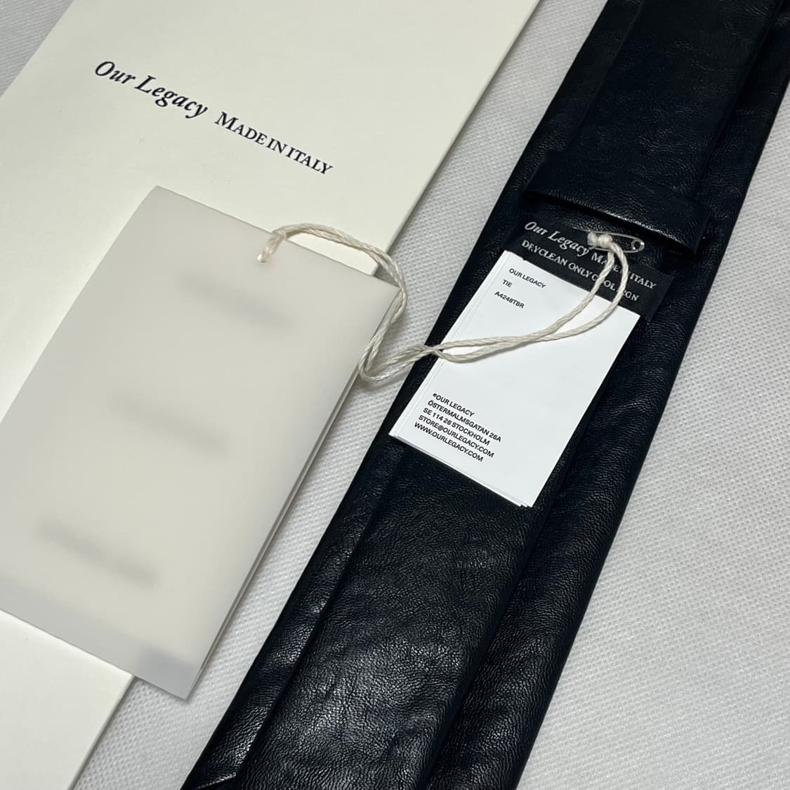 아워레가시 26ss 레더 넥타이/블랙 상품이미지2