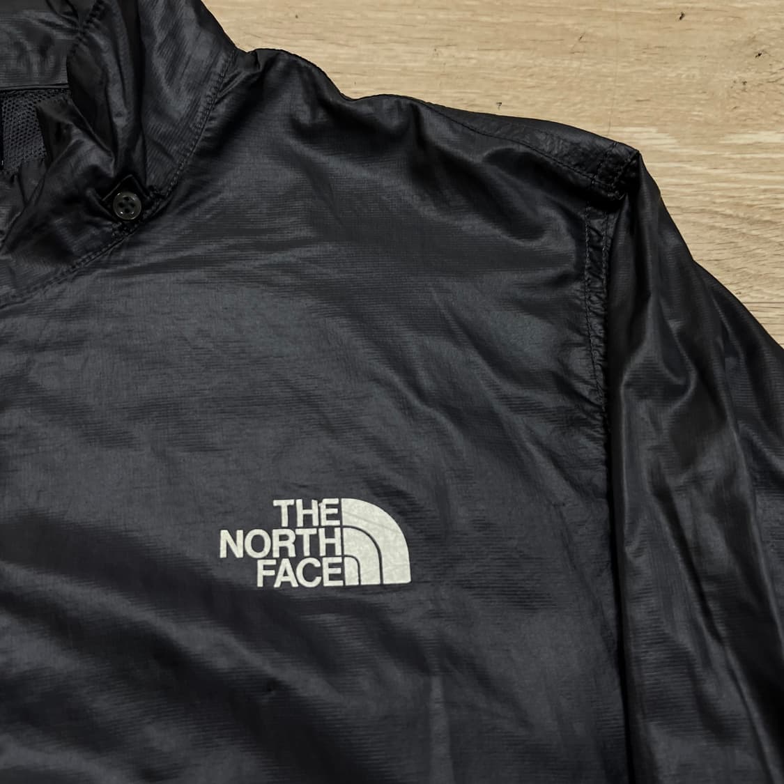 노스페이스 플라이트 시리즈 바람막이 자켓 [차콜] M/95 상품이미지4