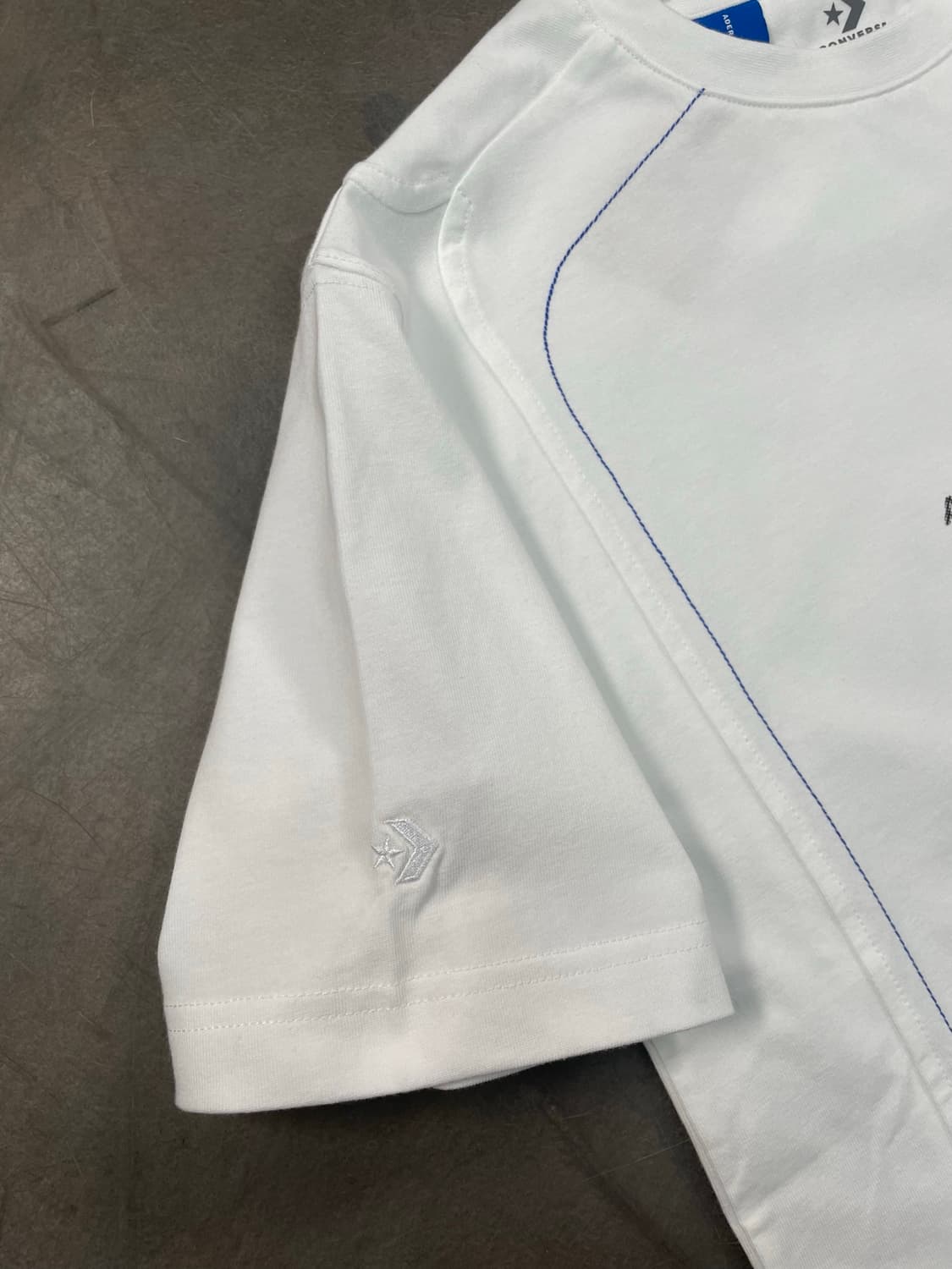 아더에러 X 컨버스 반팔 티셔츠  상품이미지3