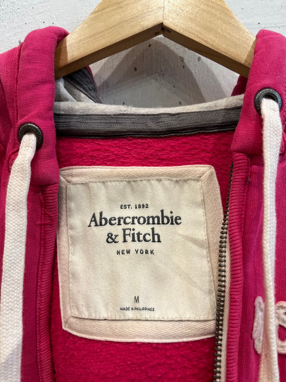 아베크롬비 아플리케 후드집업 핑크  상품이미지4