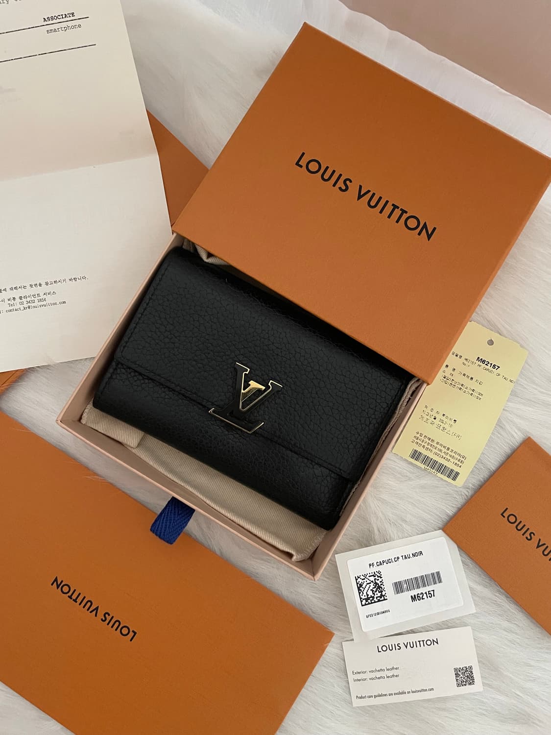 루이비통 카퓌신 여성 중지갑 상품이미지2