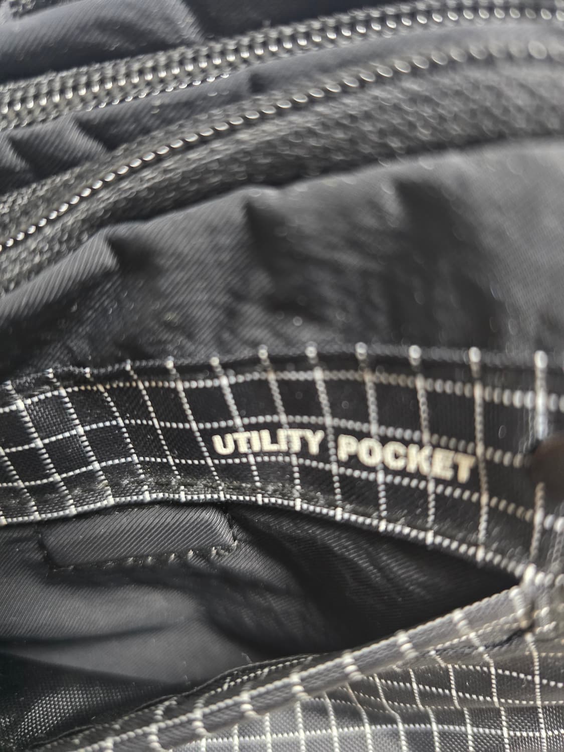 엄브로 크로스백 미니파우치 상품이미지6