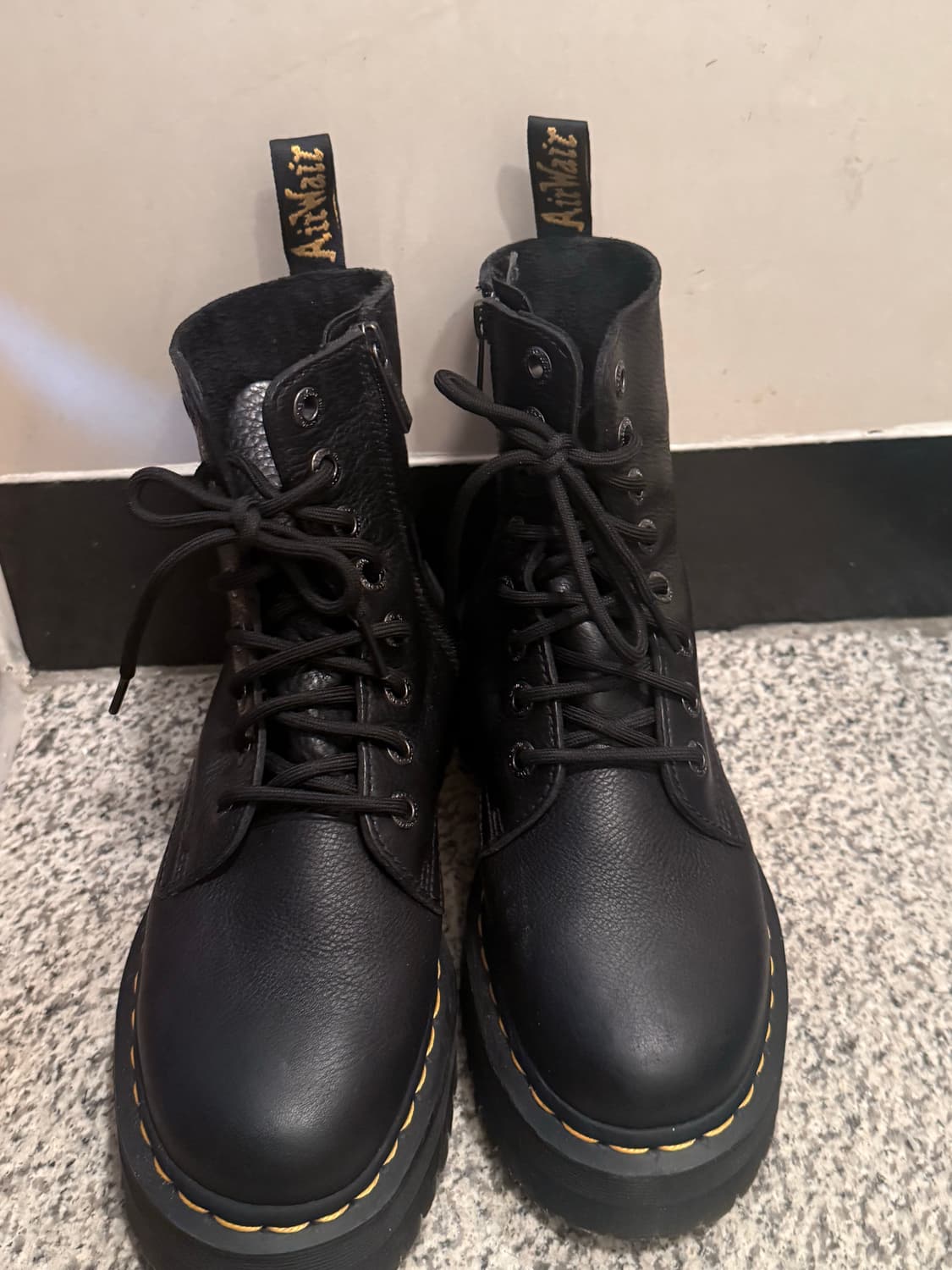 닥터마틴 제이든3 250사이즈 상품이미지1