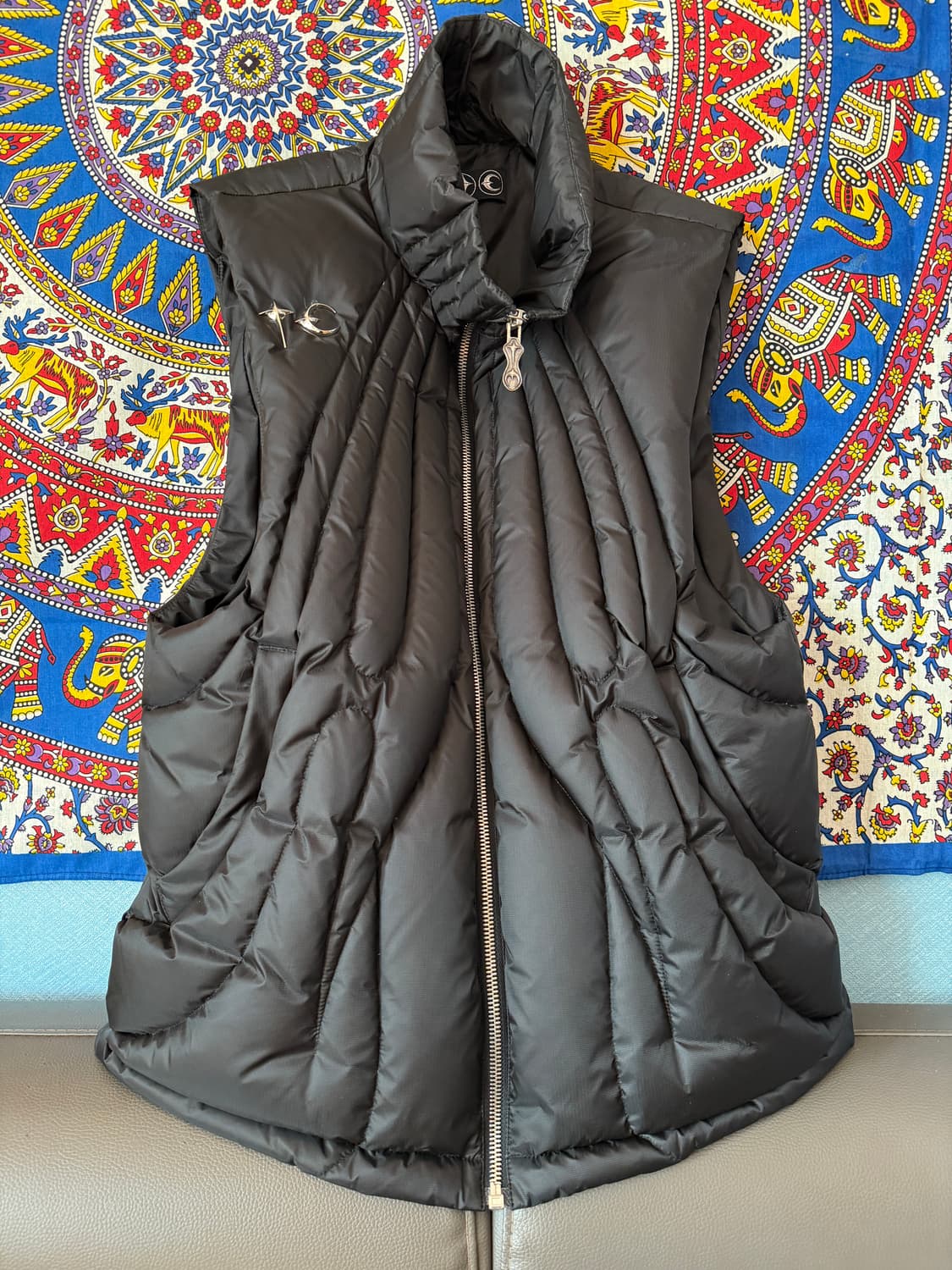 떠그클럽 조끼패딩 상품이미지1