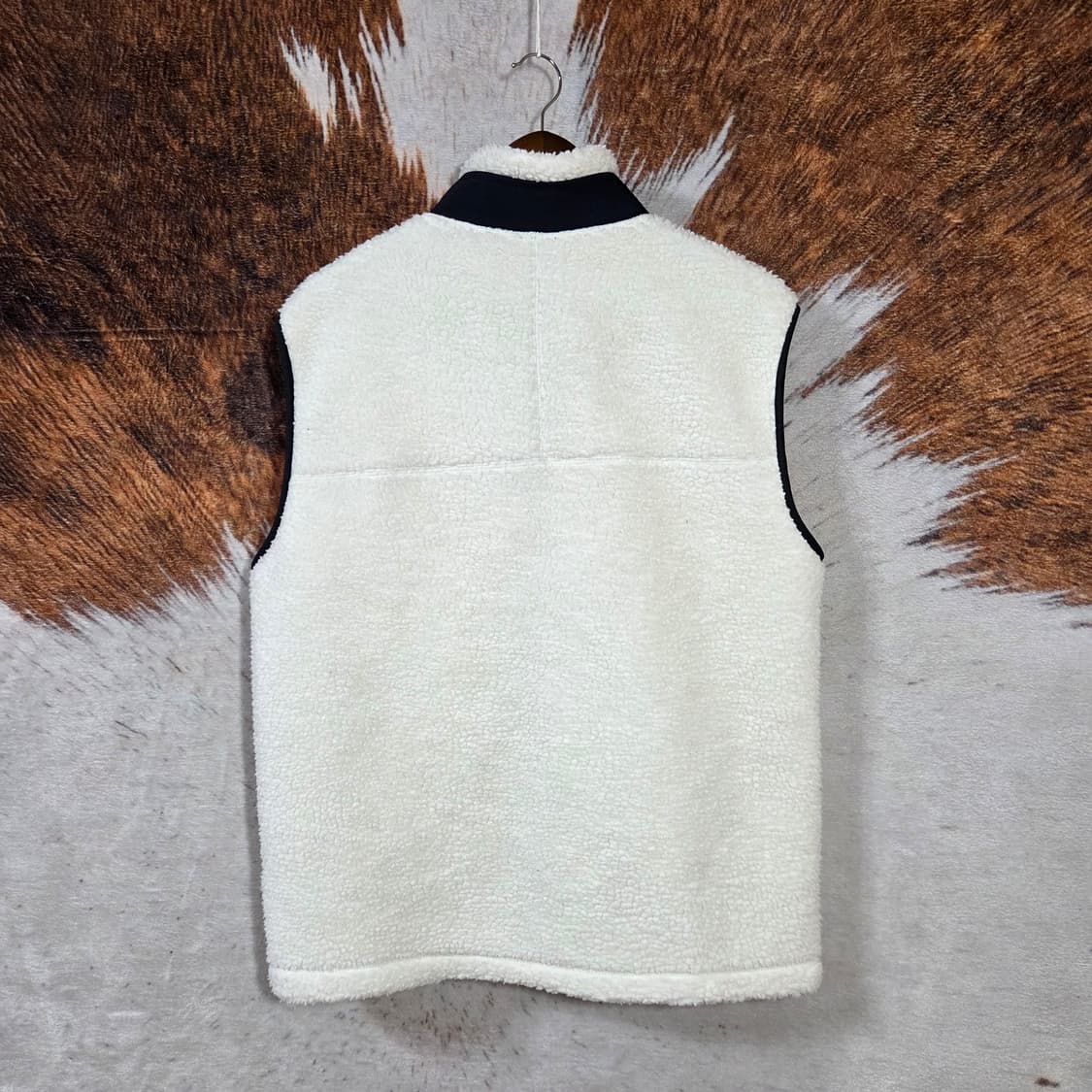 화이트 네이비 배색 뽀글이 베스트 상품이미지5