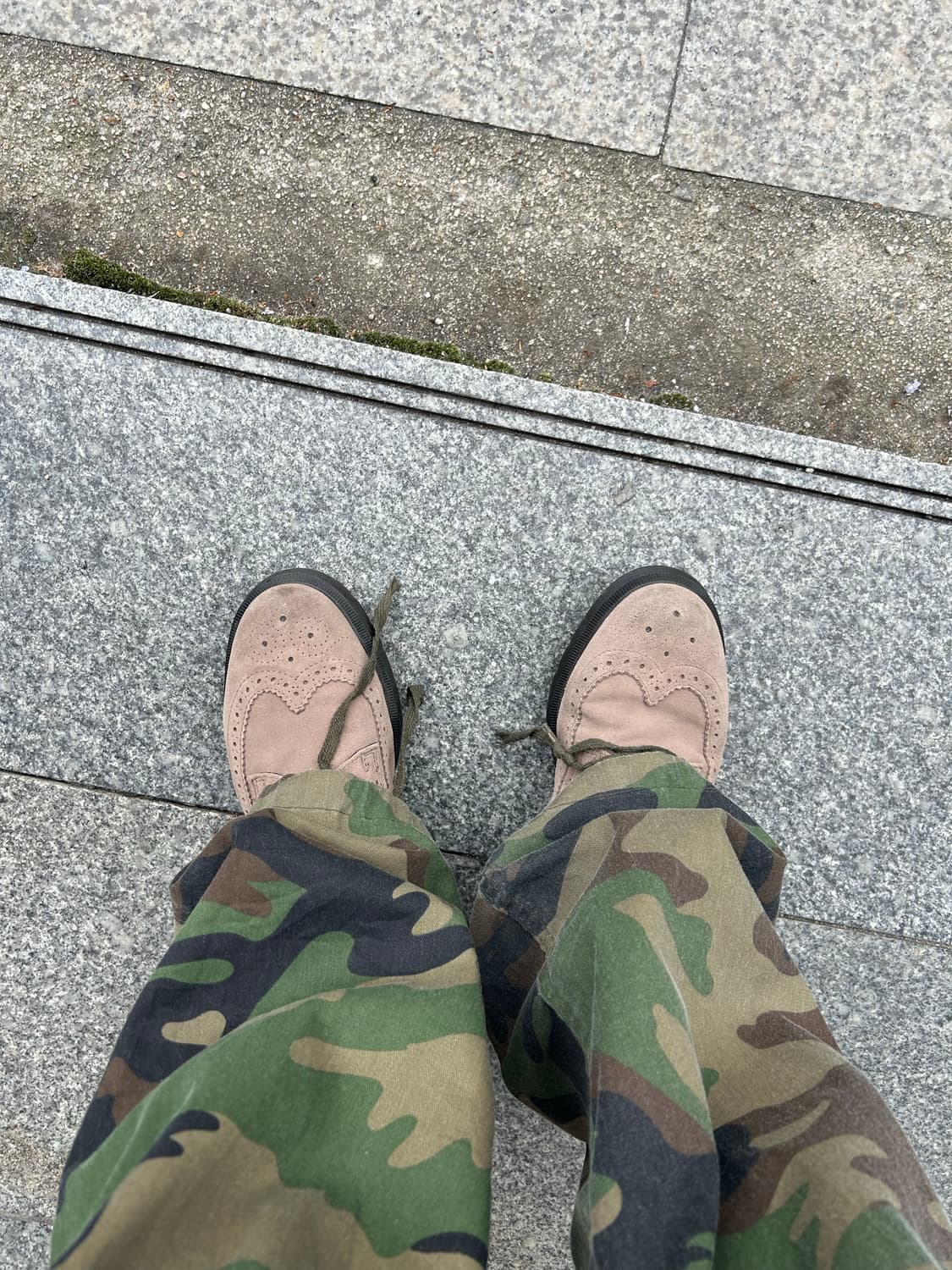 닥터마틴 스웨이드 윙팁 옥스포드슈즈 상품이미지7