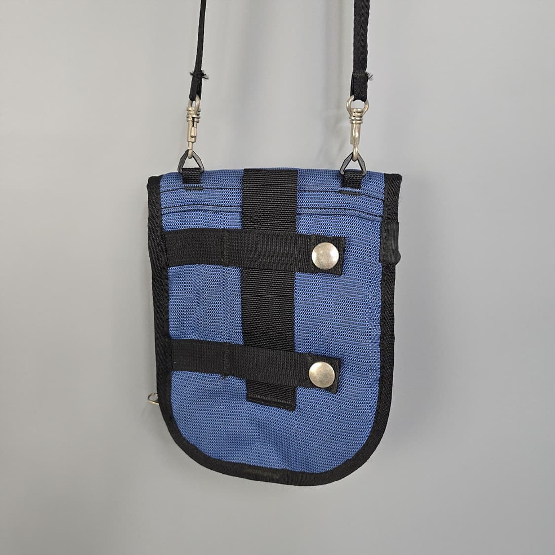 노스페이스 미니 크로스백 블루 상품이미지3