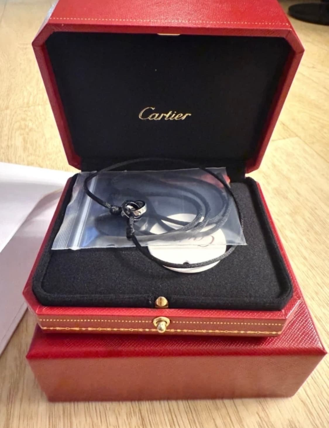 까르띠에 러브실크코드 상품이미지1