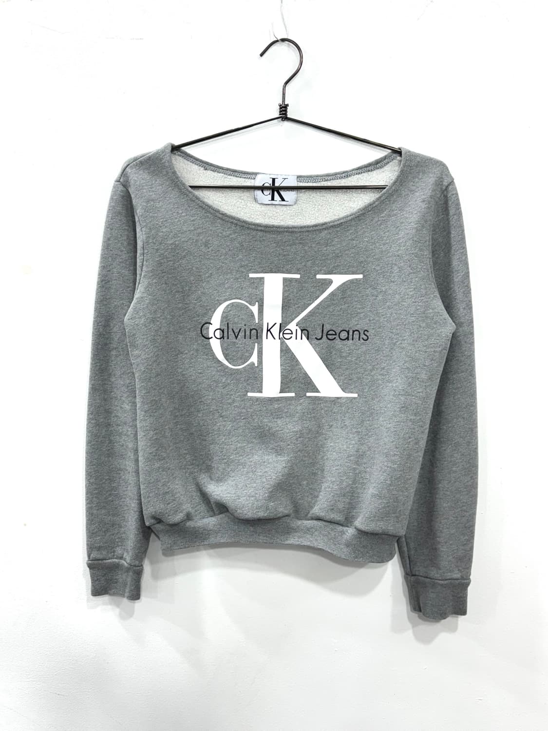 CK 크롭오프숄더 상품이미지2