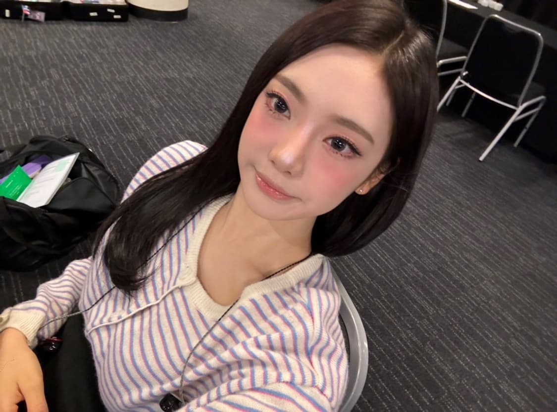 새상품) 론론 스트라이프 니트 가디건 닝닝 착용 론론 가디건 상품이미지1