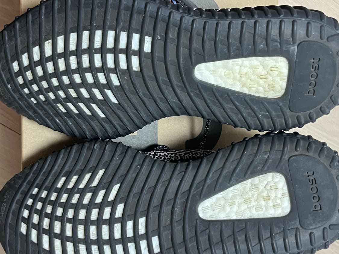 아디다스 이지부스트 350 V2 예힐 논리플렉티브 상품이미지8