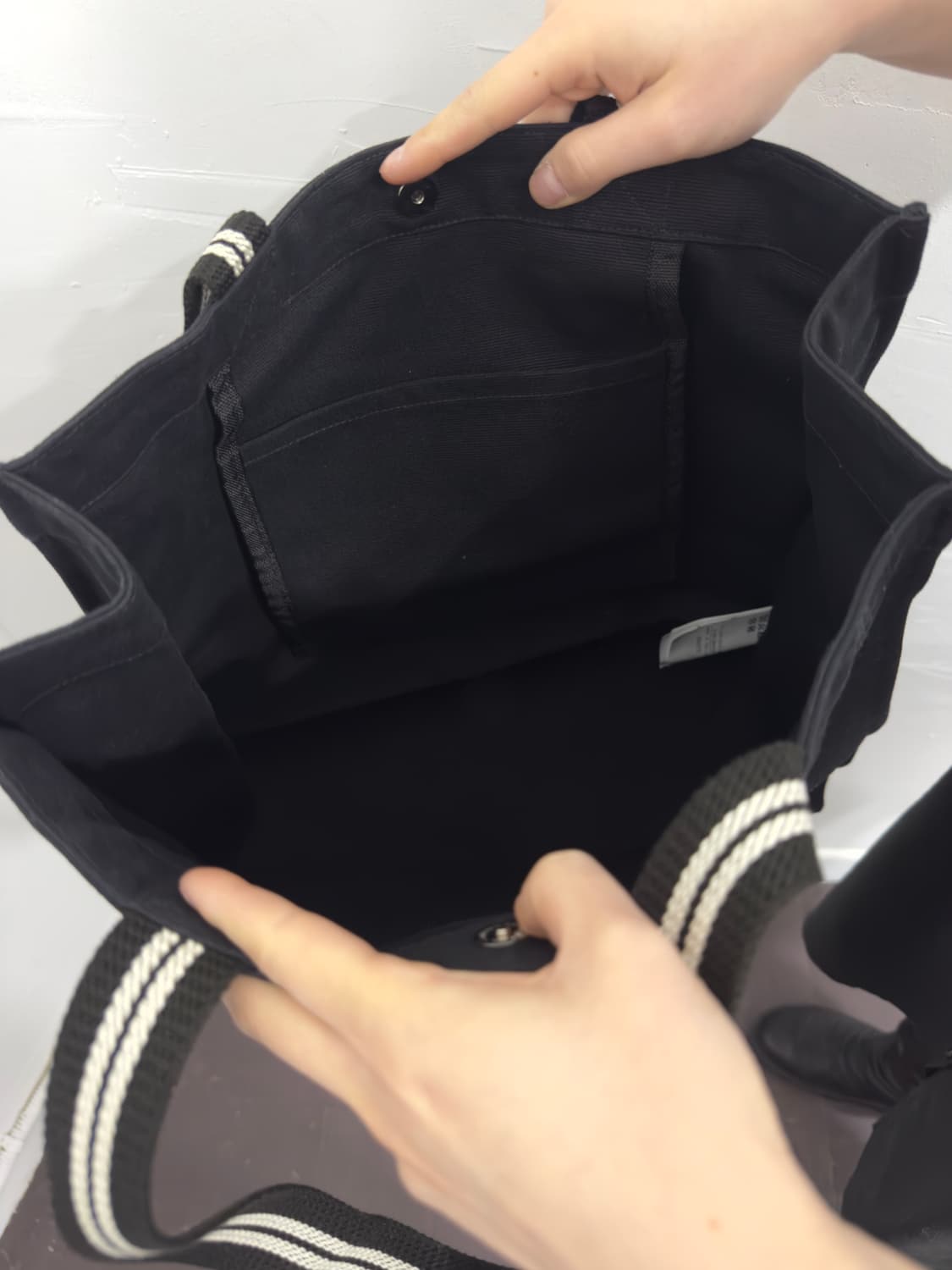 agnes b canvas bag 상품이미지5
