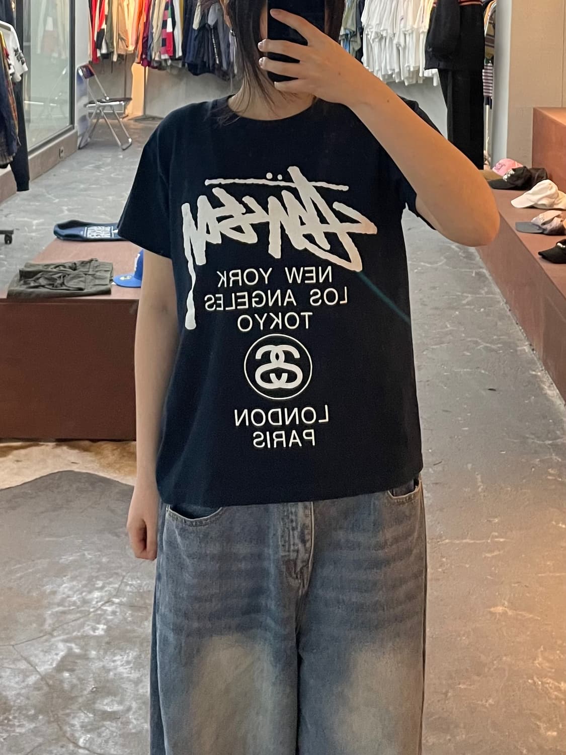 스투시 월드투어 반팔 티셔츠 H2402 상품이미지1