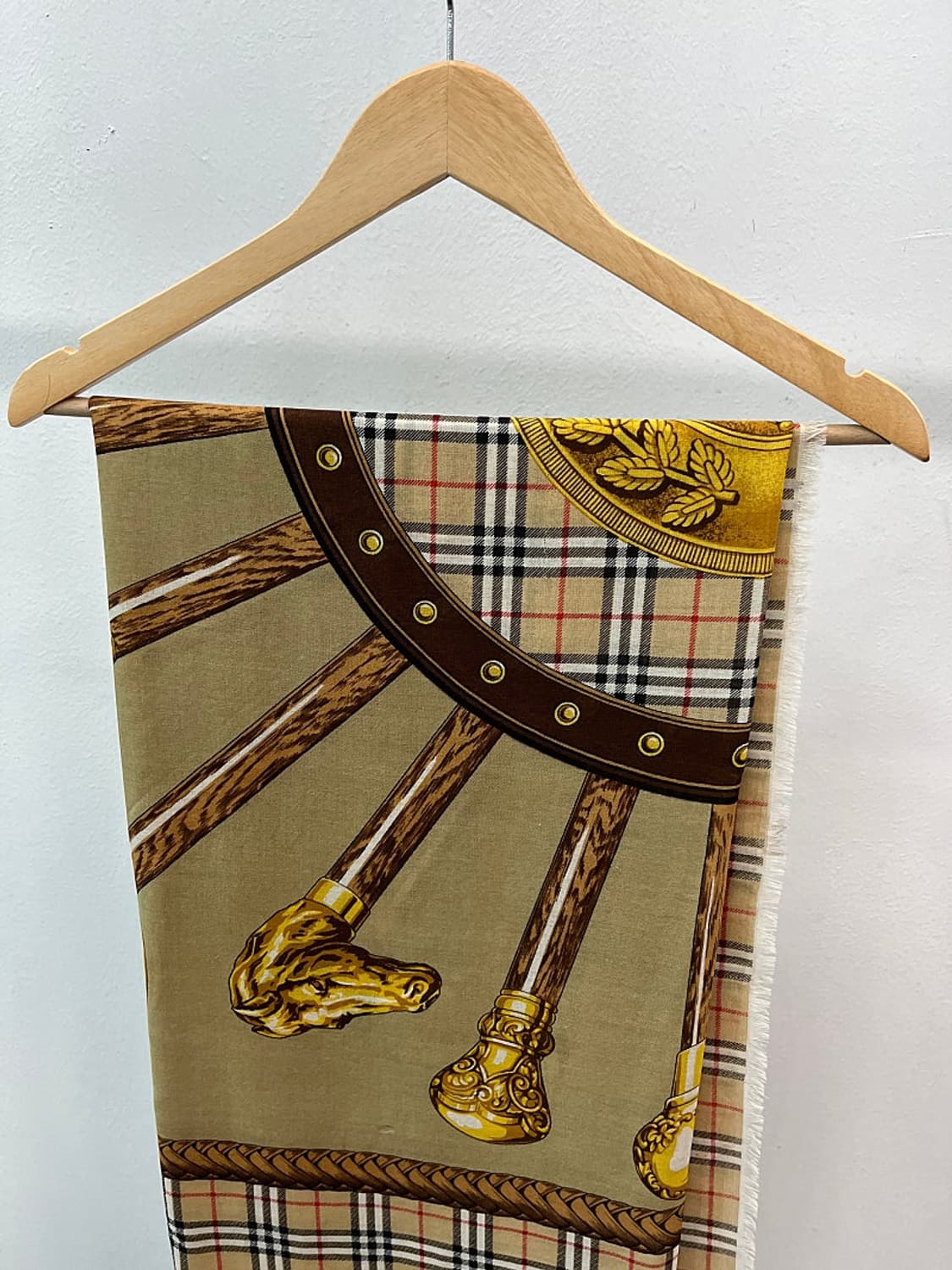 버버리스 실크 스카프  상품이미지3