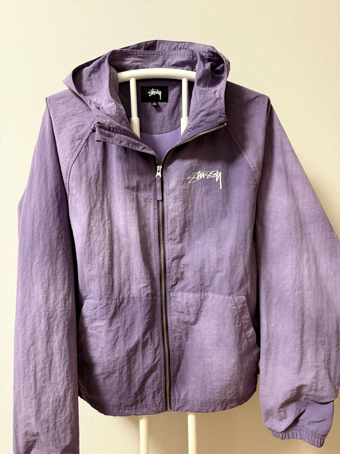 스투시 웨이브 다이 비치 쉘 자켓 그레이프 상품이미지1