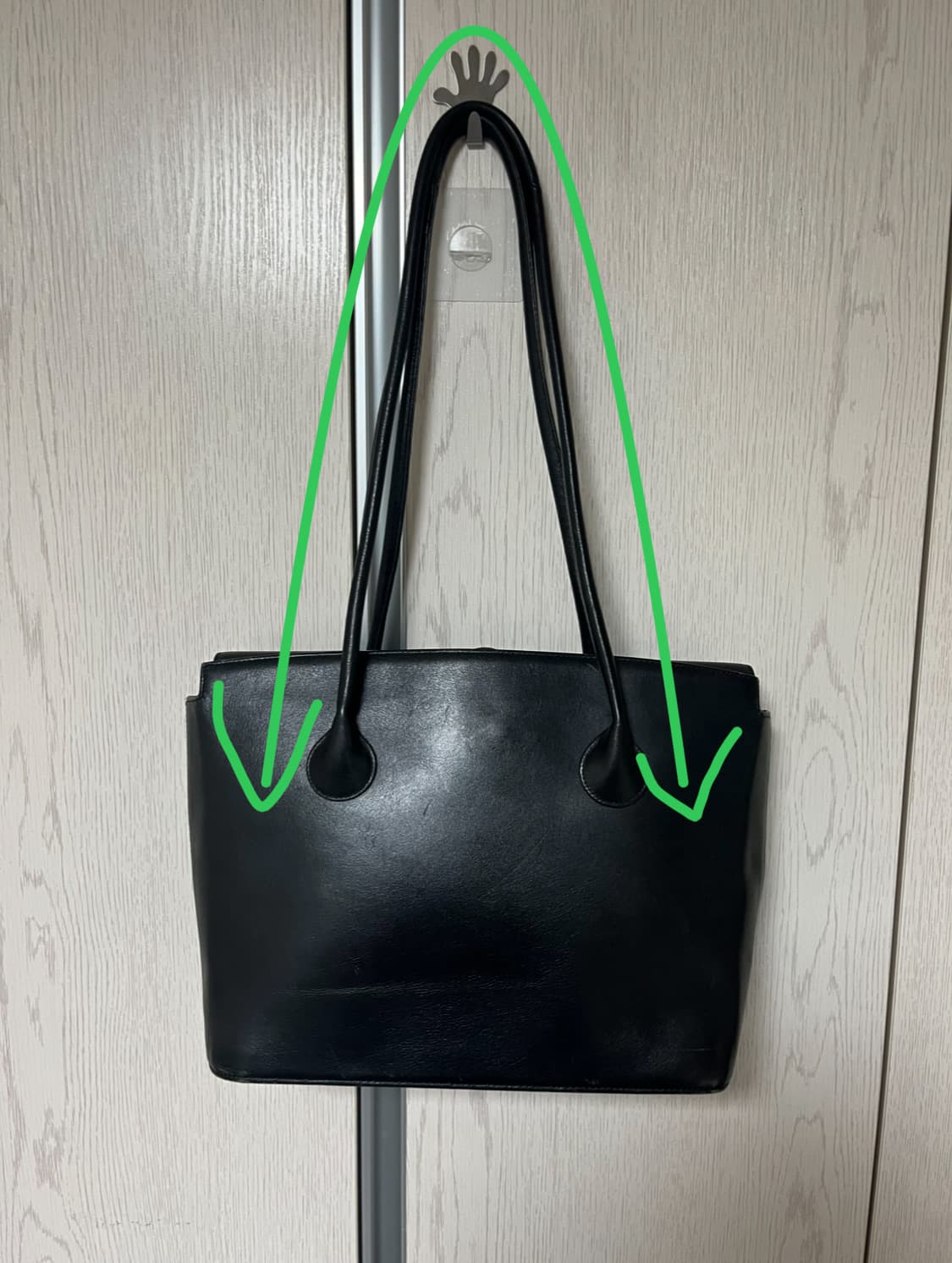 ISSEY MIYAKE 이세이미야케 레더 숄더백 블랙 상품이미지10