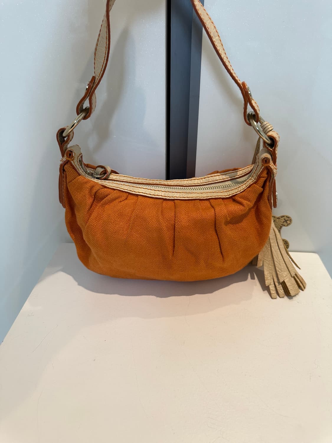 정품 셀린느 호보백 상품이미지4