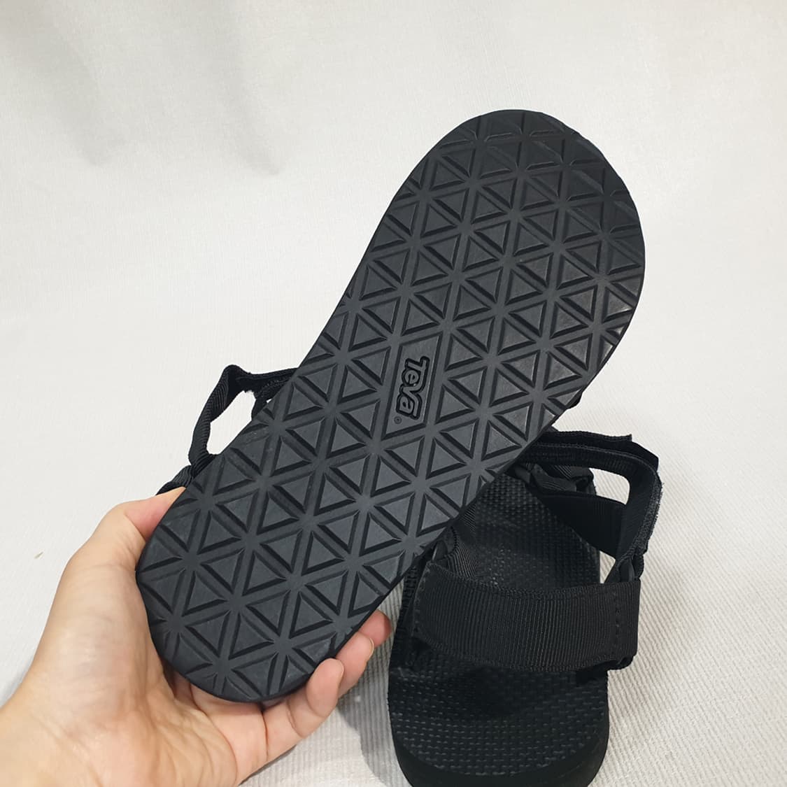 테바 블랙 오리지널 유니버셜 샌들 260 상품이미지5