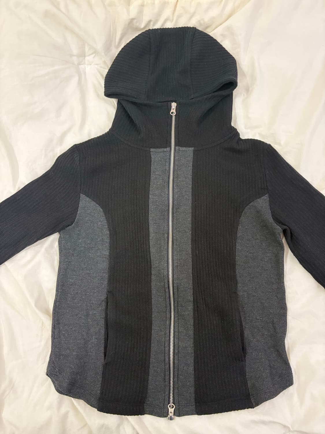 밀로 우먼 투 웨이 사이드 후드 집업 블랙 상품이미지4