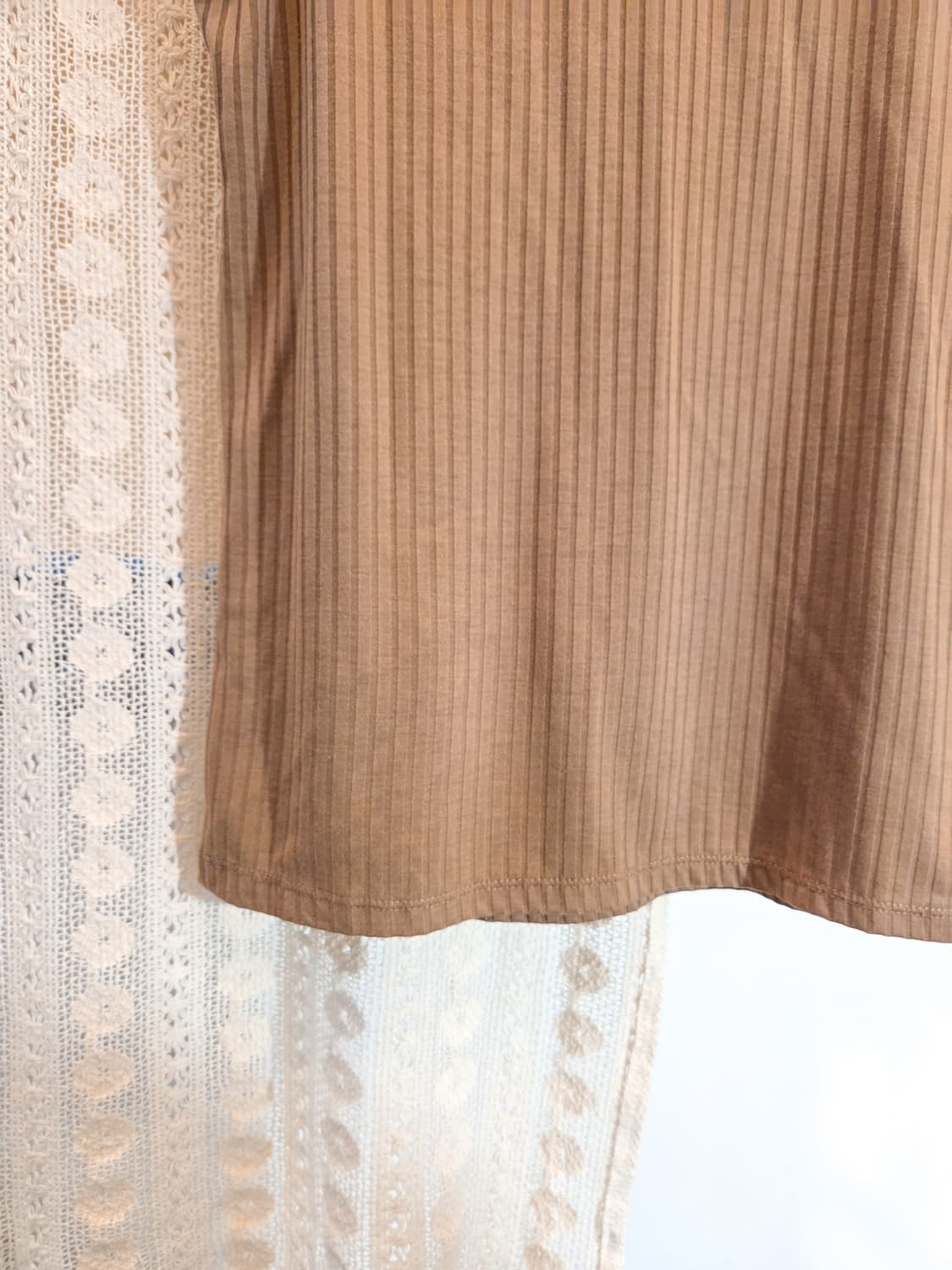 레이스 디테일 나시 상품이미지3