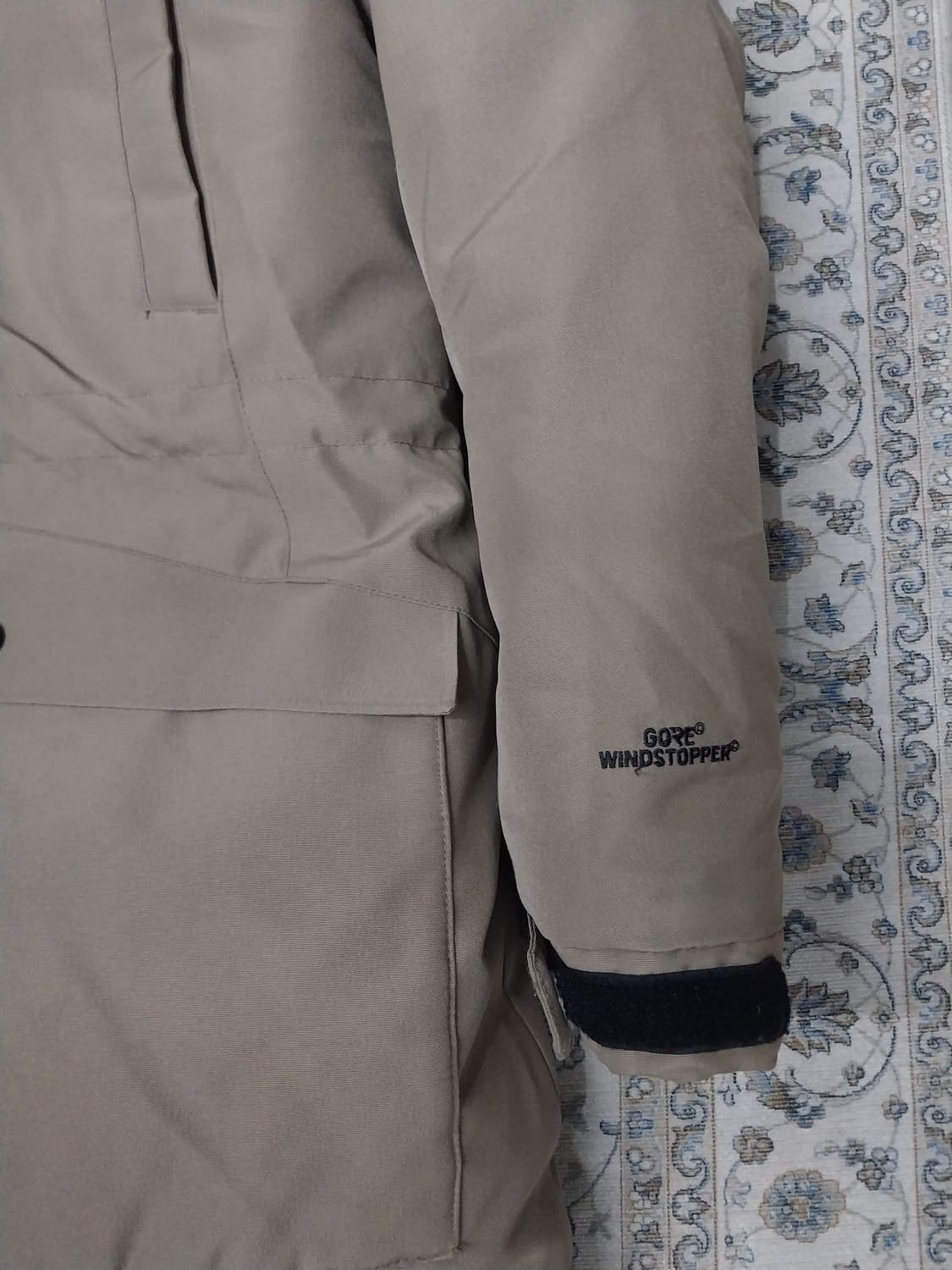 코오롱 스포츠 고어윈드스토퍼 후드 패딩 95 상품이미지3