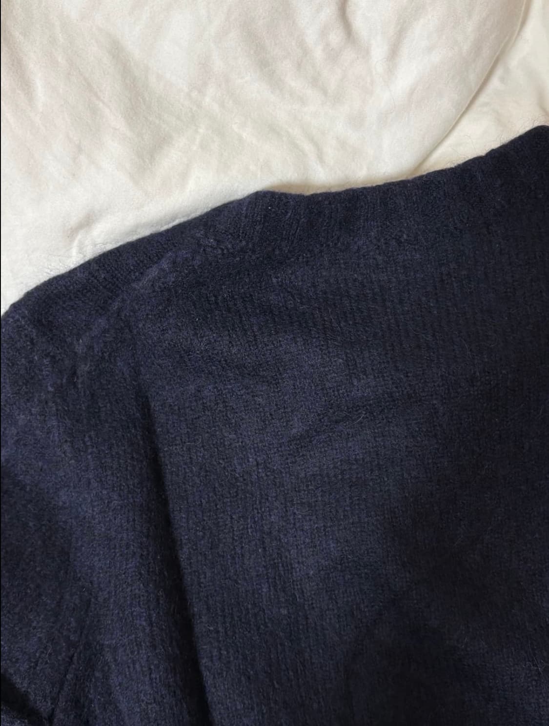 헬무트랭 브러시드 알파카 니트 네이비 상품이미지5