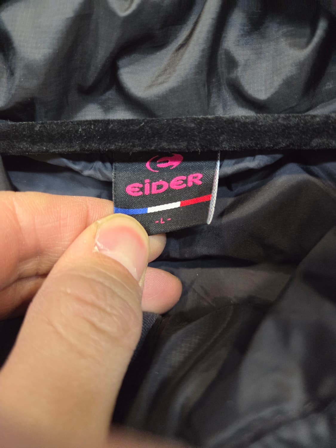 아이더 여성 슬림다운 700 경량패딩 L 상품이미지3