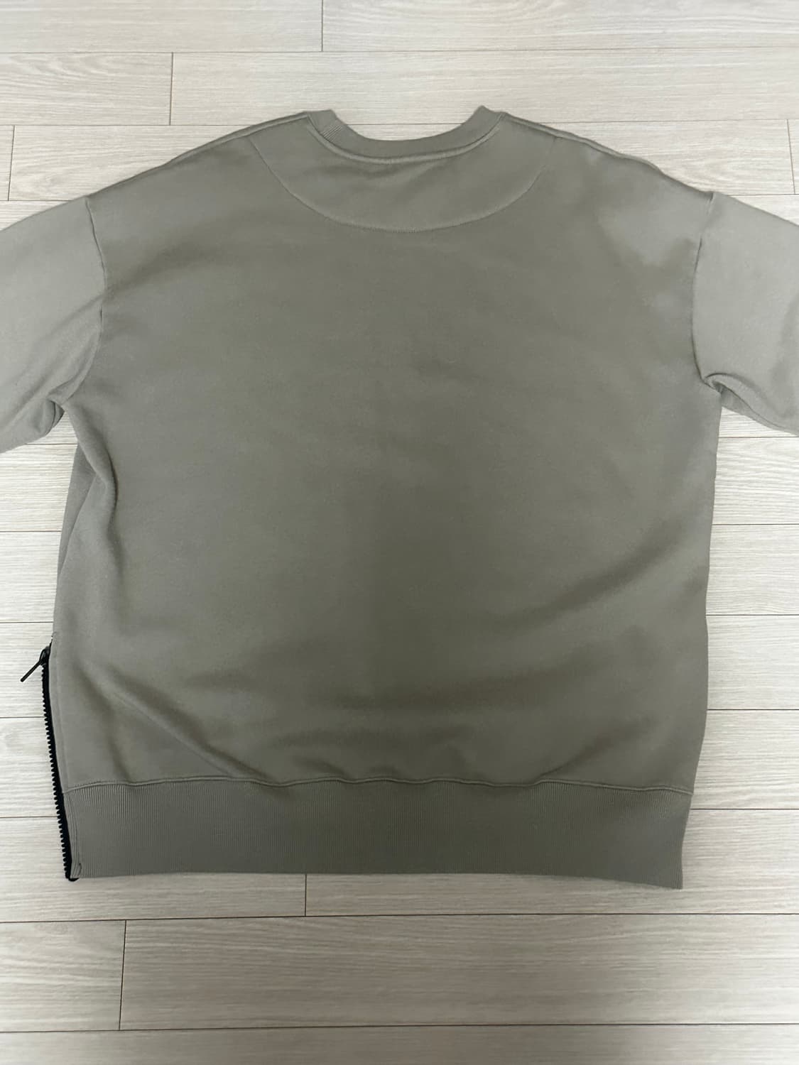 HALBKREIS 맨투맨 (세트구매시 5000원 할인) 상품이미지2