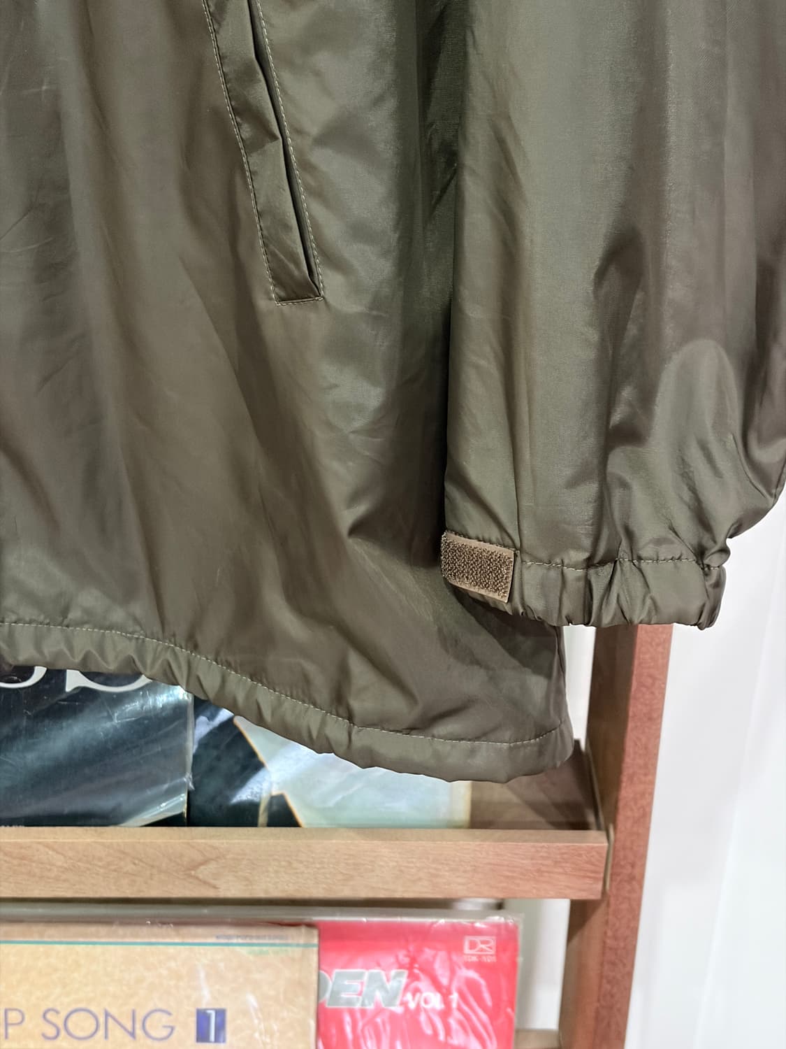 J57 올드 베이프 컬리지 코치자켓 상품이미지2