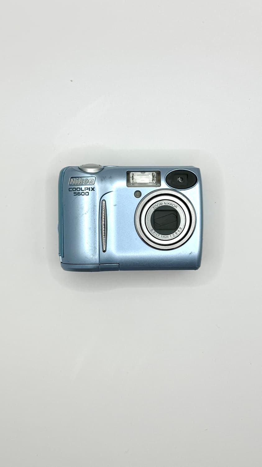 📷 Nikon COOLPIX 5600 메탈블루 상품이미지1
