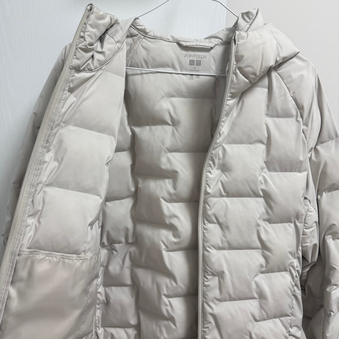 (5회미만 착용,인기제품)유니클로 경량패딩 S 사이즈 판매합니다! 상품이미지3