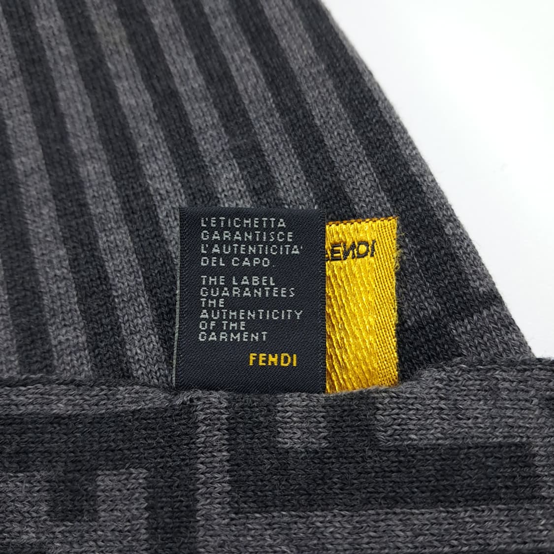 MX370 펜디 이태리판 울 주카 패턴 머플러 상품이미지8