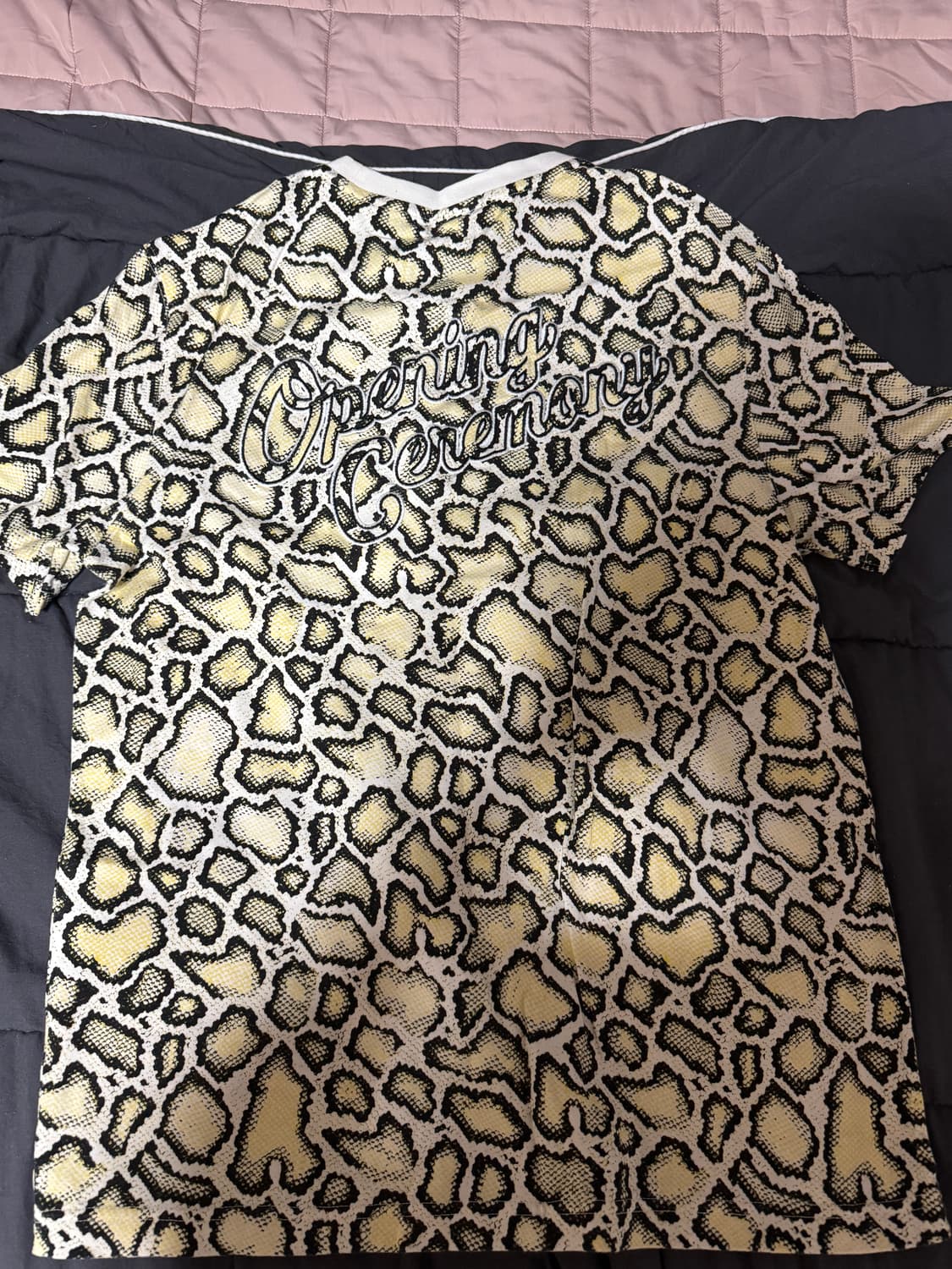 라코스테 오프닝세레모니 콜라보 악어패턴 티셔츠 상품이미지1