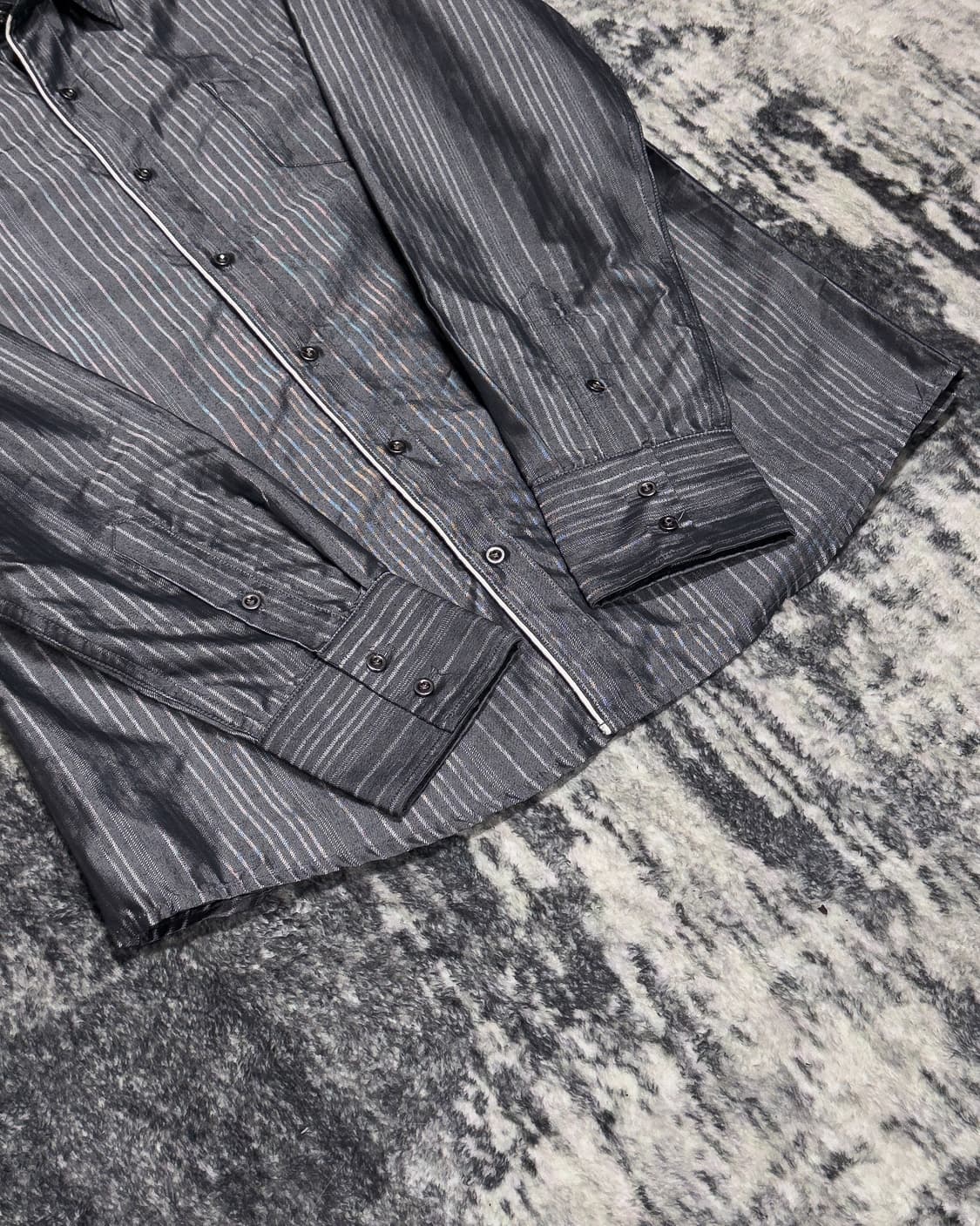 {Semantic Design} Metallic Stripe Shirt  상품이미지7