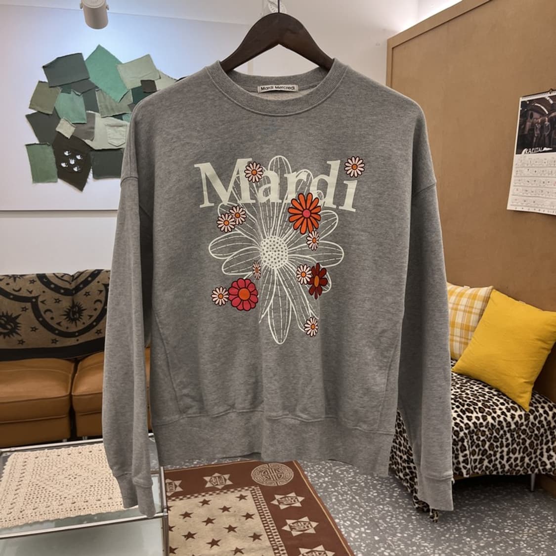 마르디메르크디 플라워 마르디 니들워크 키치 맨투맨 M C10038 상품이미지3