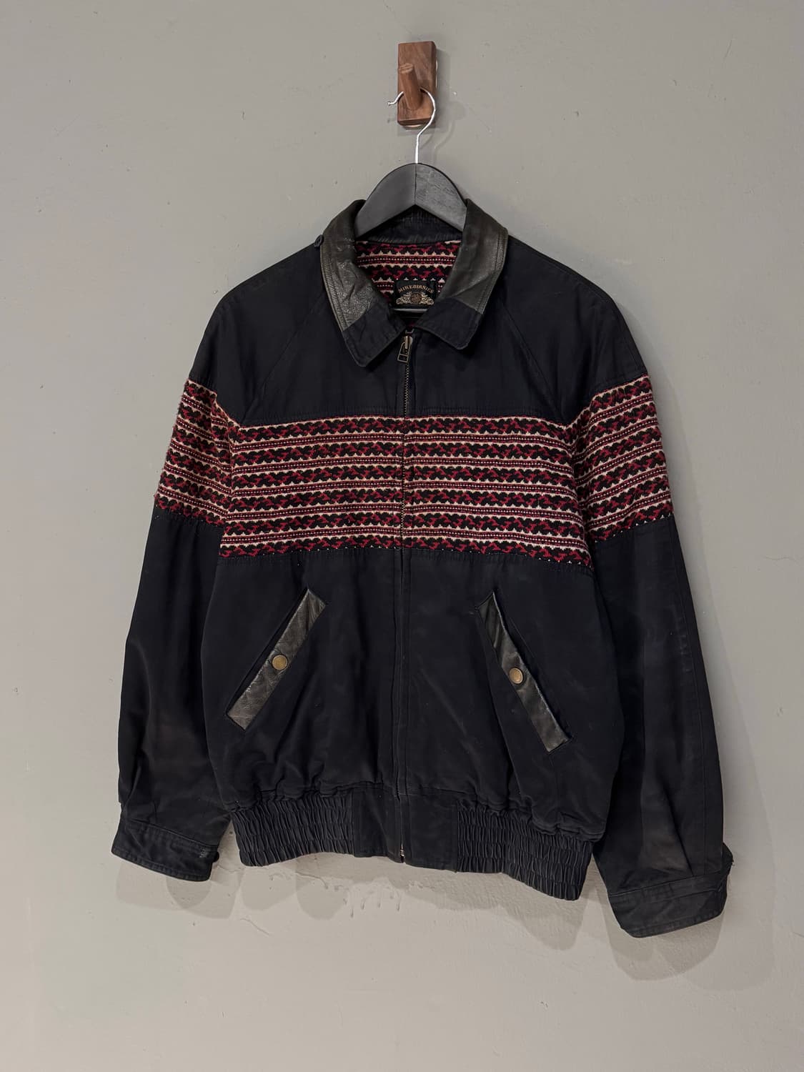 90s 마이크버니즈 에스닉 레더 봄버자켓 상품이미지1