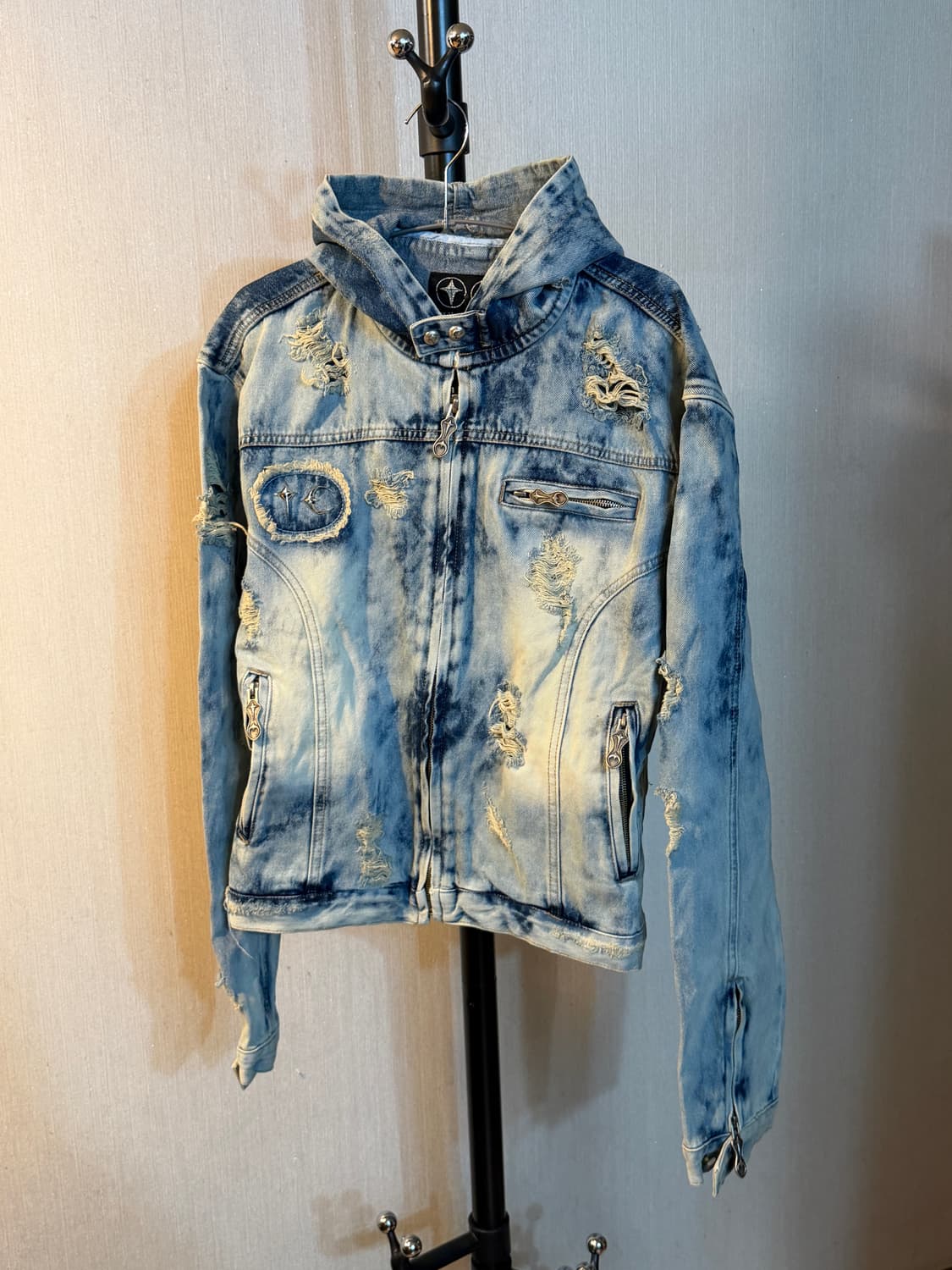 떠그클럽 데미지 데님 크롭 후드자켓 상품이미지2