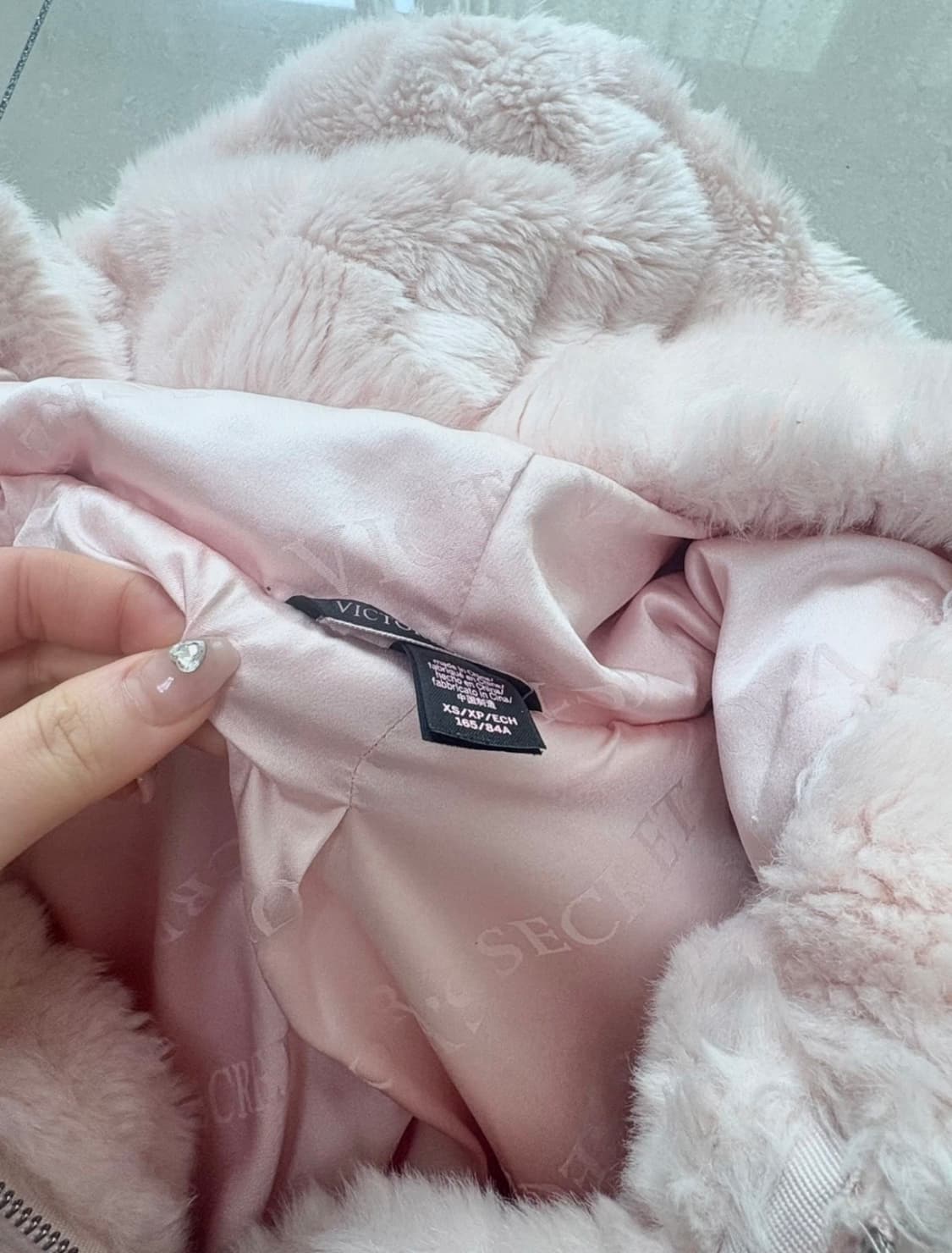 빅토리아시크릿 핑크 퍼 자켓 상품이미지3