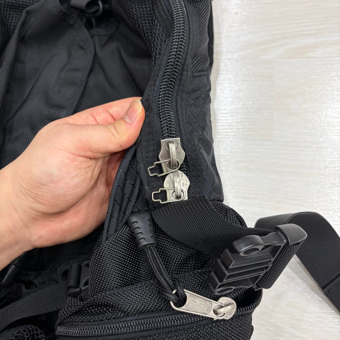 오클리 아이콘 블랙 백팩 가방 상품이미지6