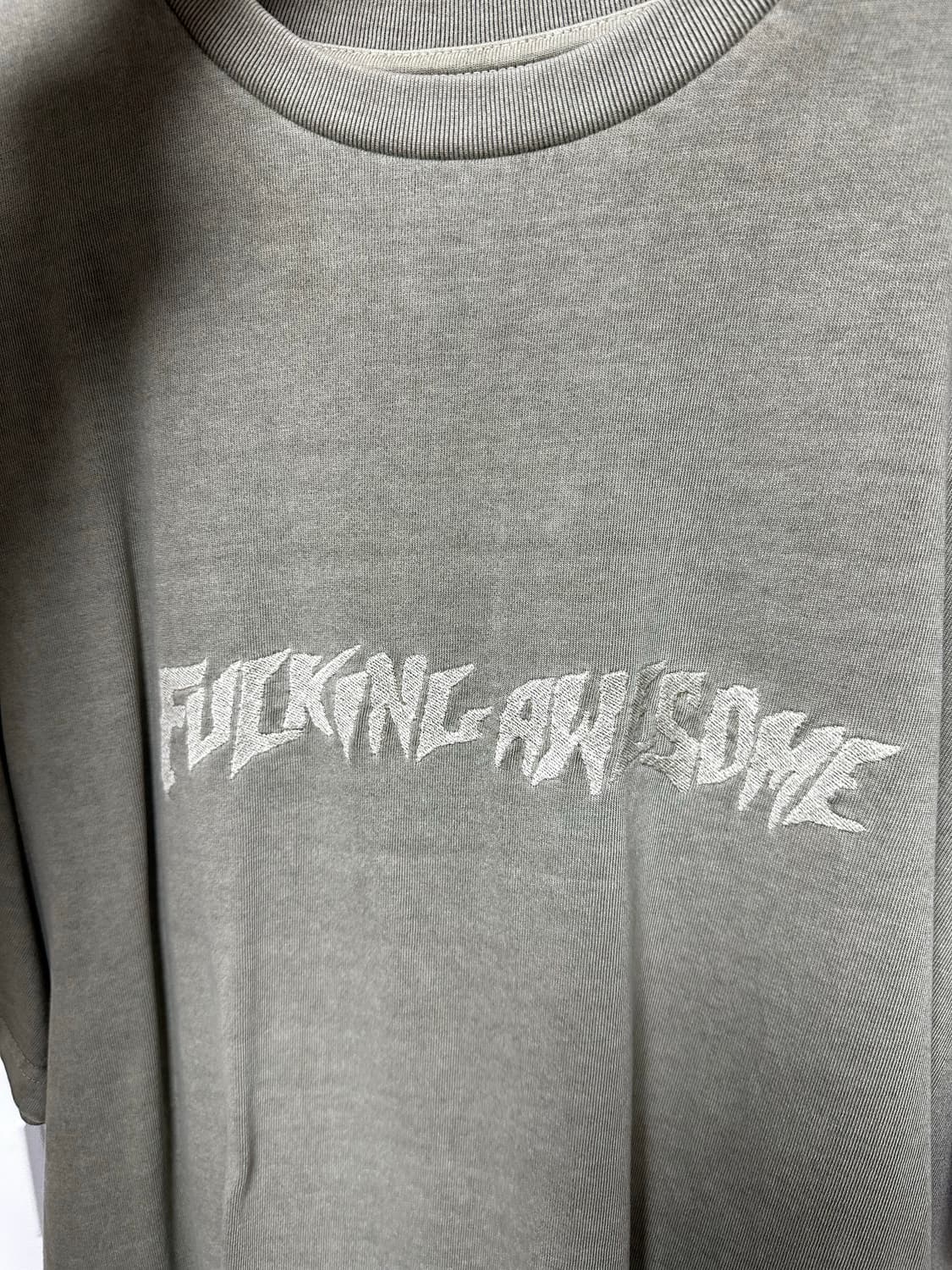 퍼킹어썸 워싱 카키 로고 티셔츠 XL 급처 상품이미지3