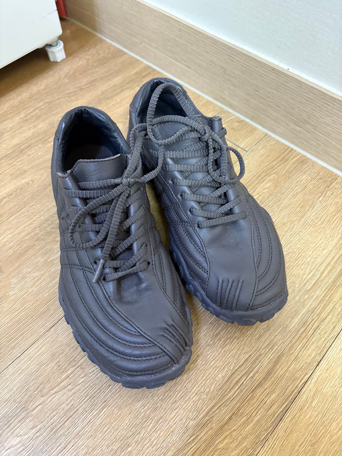 미스치프 x 휠라 브라운 240 상품이미지1