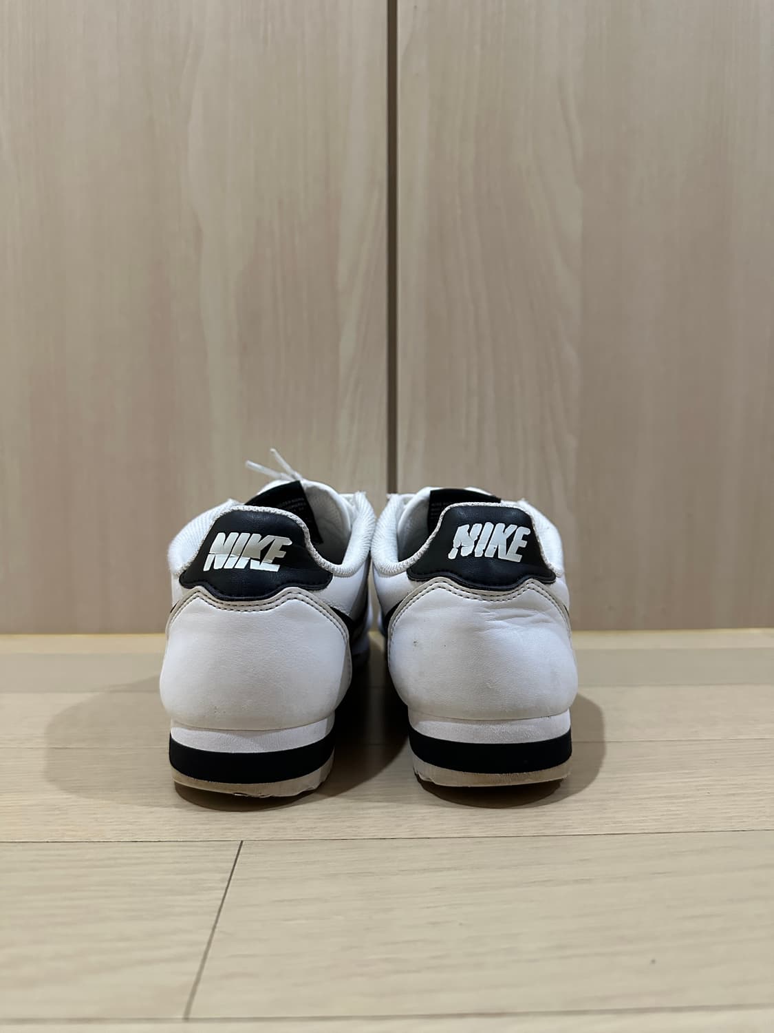 나이키 코르테즈 흰검 240 상품이미지5