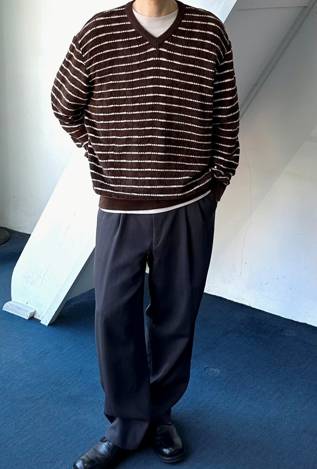 V-neck stripe loose knit P/O 상품이미지7