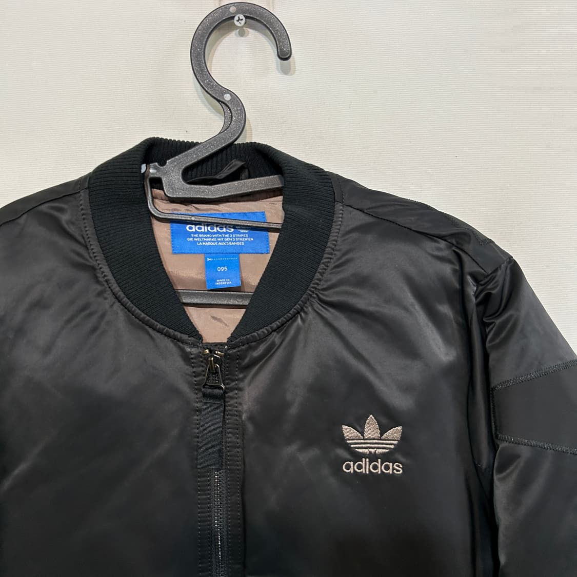 아디다스 남성 봄버 패딩 95 상품이미지2