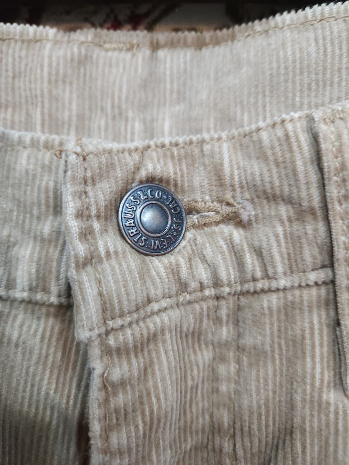 리바이스 90s 515 코듀로이 팬츠 일본판

 상품이미지2