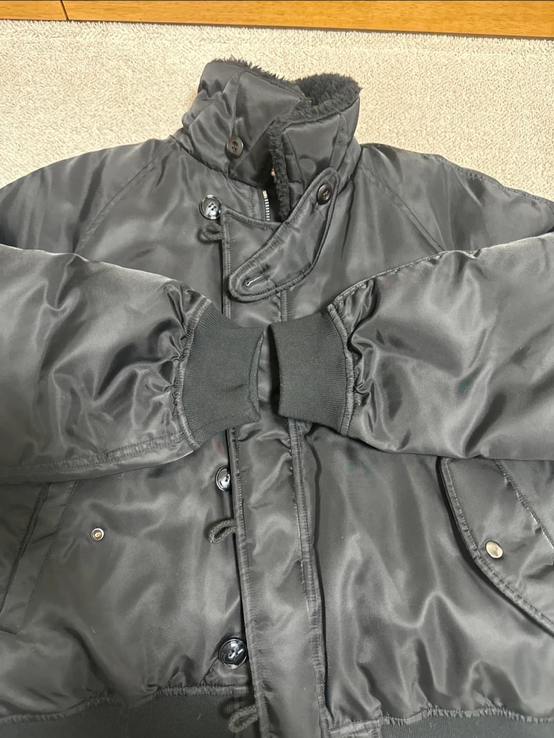 파르티멘토 밀리터리 숏 파카 블랙 상품이미지2